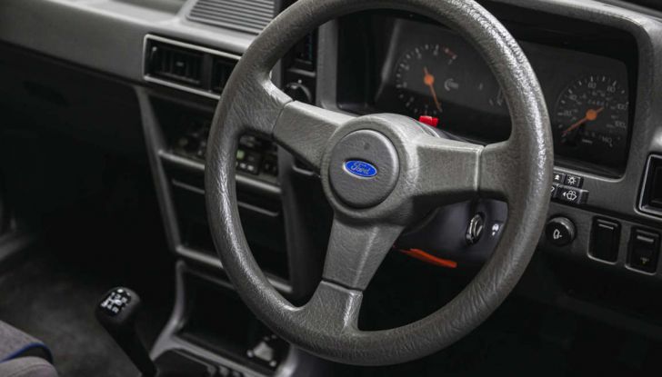 Ford Escort RS: quella di Lady Diana è ora in vendita all’asta - Foto 10 di 11