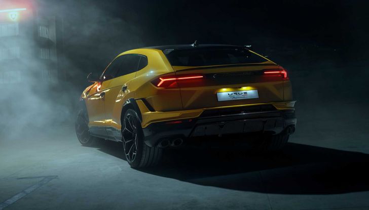 Lamborghini Urus Performante: ecco la versione più potente di sempre del SUV italiano - Foto 13 di 16