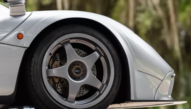 McLaren F1: RM Sotheby’s mette all’asta l’esemplare #59 con High Downforce Kit - Foto 14 di 31