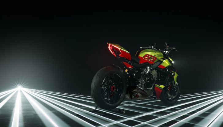 Ducati Streetfighter V4 Lamborghini: una moto estrema - Foto 3 di 9