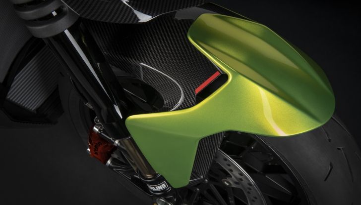 Ducati Streetfighter V4 Lamborghini: una moto estrema - Foto 8 di 9