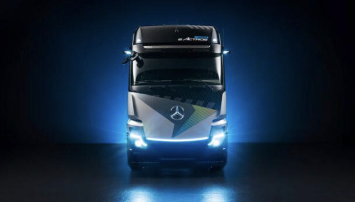 Mercedes eActros LongHaul: il primo truck elettrico - Foto 10 di 10