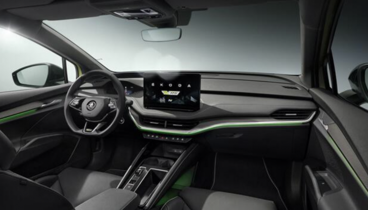 Skoda Enyaq: la prossima generazione dovrebbe debuttare nel 2028 - Foto 4 di 10