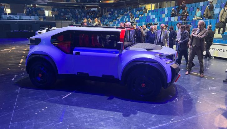 Citroen Oli: debutta a Milano la nuova concept car 100% elettrica - Foto 9 di 13