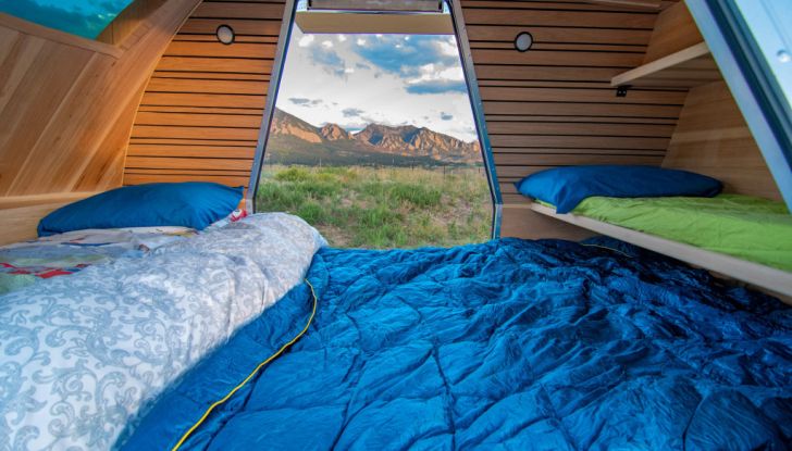 Campeggio in elettrico: ecco la roulotte che funziona da “range-extender” - Foto 8 di 8