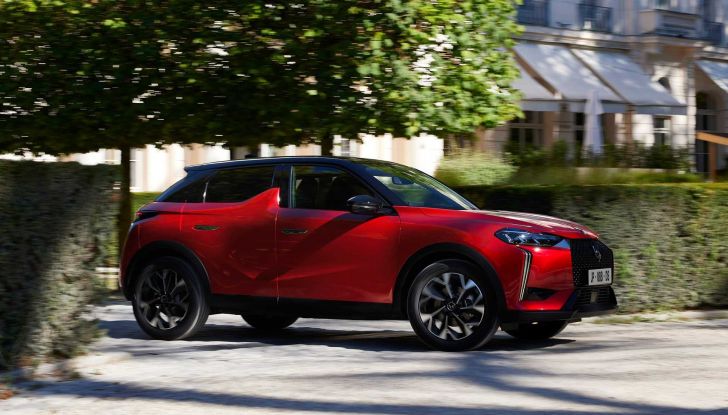 Nuova DS3 2023 restyling, prezzi e motori del crossover francese - Foto 4 di 14