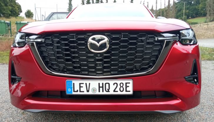 Mazda CX-60 PHEV: prova su strada, motori e prezzi - Foto 5 di 14
