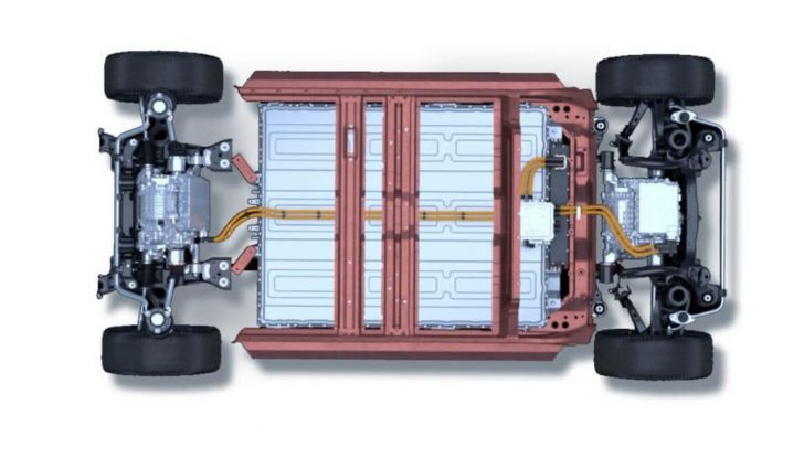 MG Mulan Triumph Edition: svelato il nuovo crossover elettrico da 455 CV - Foto 7 di 9