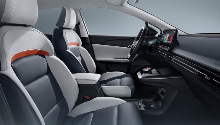 MG Mulan Triumph Edition: svelato il nuovo crossover elettrico da 455 CV - Foto 9 di 9