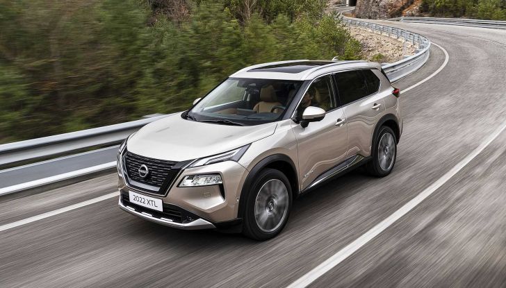 Nissan X-Trail 2023: SUV pratico, spazioso e a prezzi accessibili - Foto 2 di 18