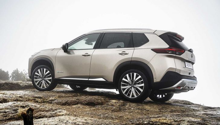 Nissan X-Trail 2023: SUV pratico, spazioso e a prezzi accessibili - Foto 9 di 18