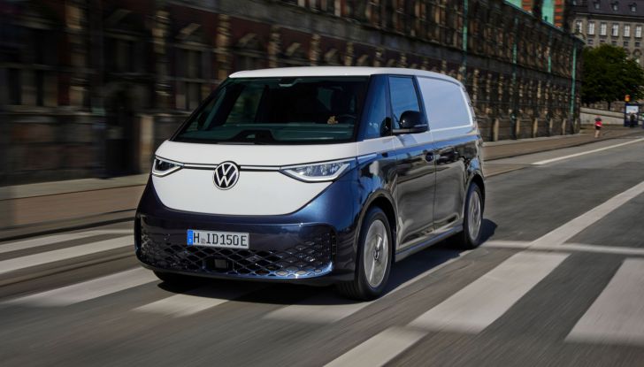 Volkswagen ID.Buzz Cargo: la versione da trasporto arriva in Italia da 47.000 Euro - Foto 1 di 15