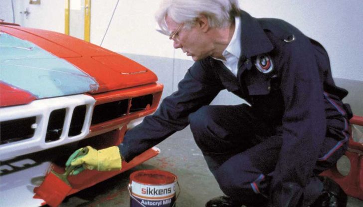 La BMW M1 dipinta da Andy Warhol protagonista di una mostra a Milano - Foto 7 di 10