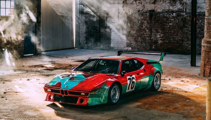 La BMW M1 dipinta da Andy Warhol protagonista di una mostra a Milano - Foto 9 di 10
