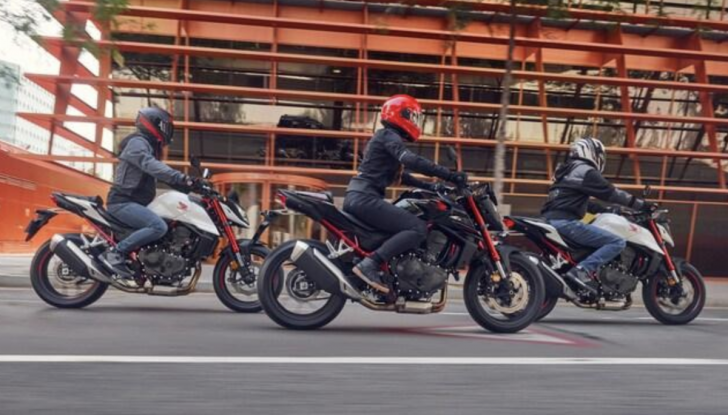 Nuova Honda CB750 Hornet, caratteristiche tecniche e versioni - Foto 3 di 27