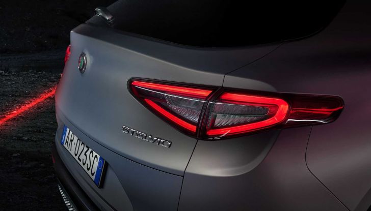 Alfa Romeo Giulia e Stelvio 2023: svelato il listino prezzi del restyling - Foto 16 di 21