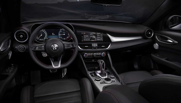 Alfa Romeo Giulia e Stelvio 2023: svelato il listino prezzi del restyling - Foto 20 di 21