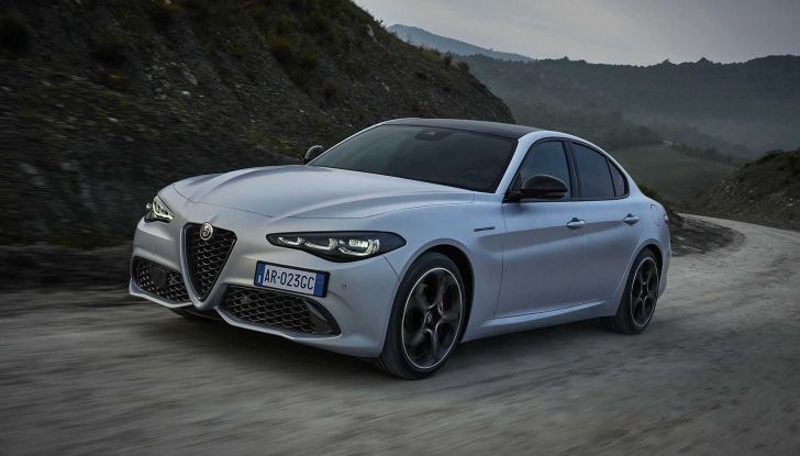 Alfa Romeo Giulia e Stelvio 2023: svelato il listino prezzi del restyling - Foto 5 di 21