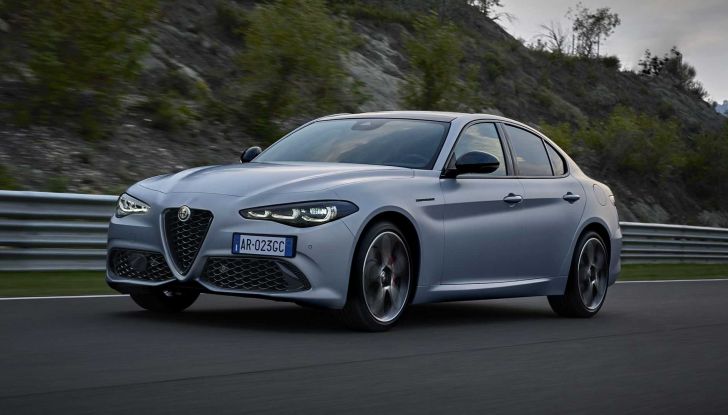 Alfa Romeo Giulia e Stelvio 2023: svelato il listino prezzi del restyling - Foto 6 di 21