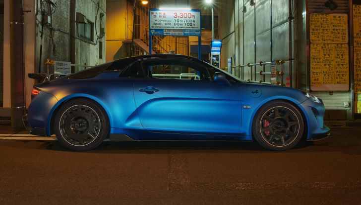 Alpine A110R: il canto del cigno della sportiva francese da 300 CV - Foto 3 di 11