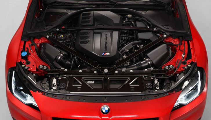 BMW M2 2023: la seconda generazione da 460 CV è tutta nuova! - Foto 17 di 19