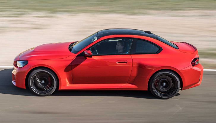 BMW M2 2023: la seconda generazione da 460 CV è tutta nuova! - Foto 7 di 19