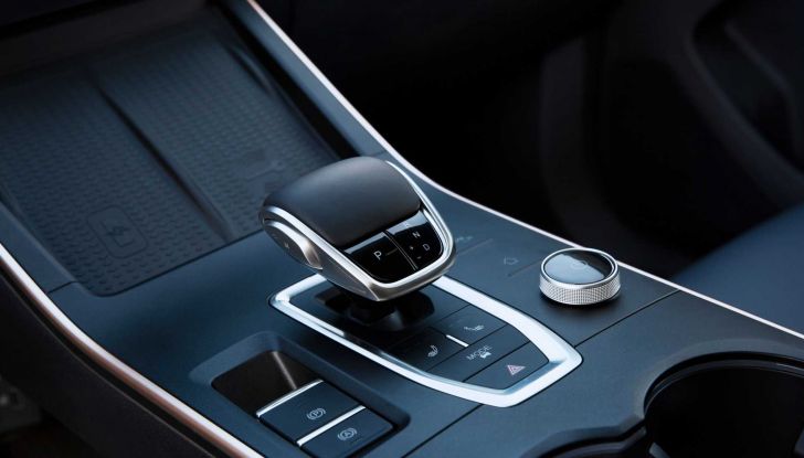 Chery è pronta al debutto in Italia con il SUV Omoda - Foto 12 di 13