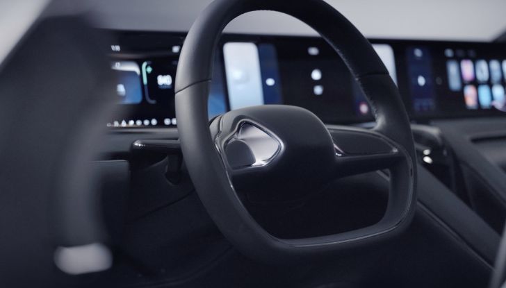 Hopium Machina Vision: a Parigi il futuro delle berline di lusso è a idrogeno - Foto 5 di 8