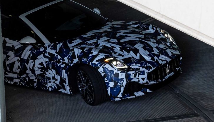 Maserati GranCabrio: le prime foto ufficiali del MY2023 - Foto 4 di 8