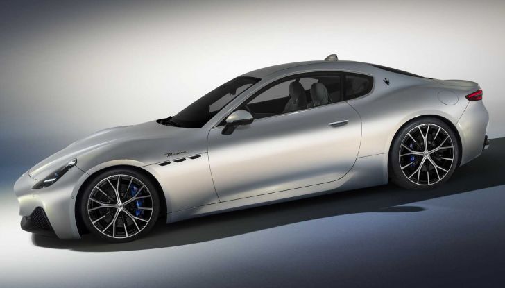 Maserati Granturismo: Folgore, Modena e Trofeo, ecco la gamma 2023 - Foto 7 di 11