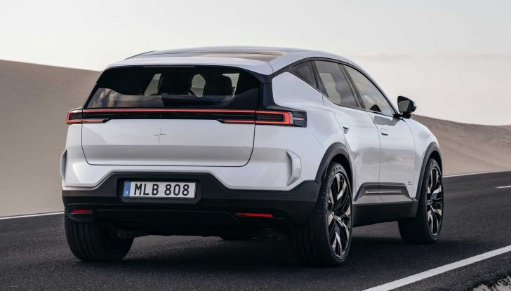 Polestar 3: il SUV elettrico svedese promette fino a 610 km di autonomia - Foto 5 di 14