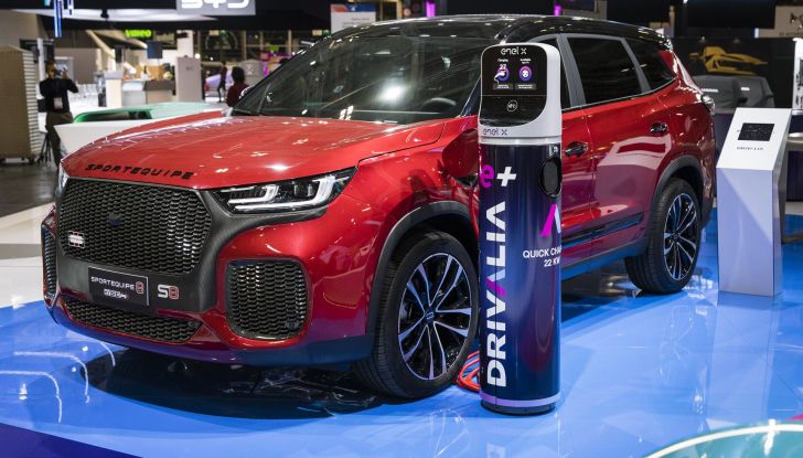 Sportequipe 8: sette posti con l’ibrido plug-in… oppure a GPL - Foto 7 di 12