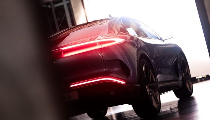 Aehra: il SUV elettrico da 800 cavalli - Foto 3 di 8