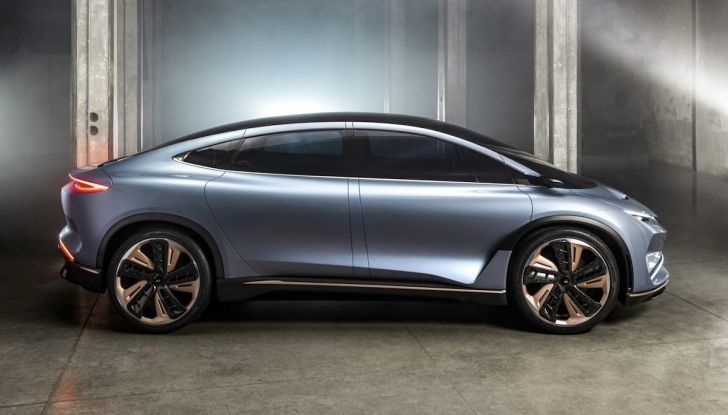 Aehra: il SUV elettrico da 800 cavalli - Foto 7 di 8