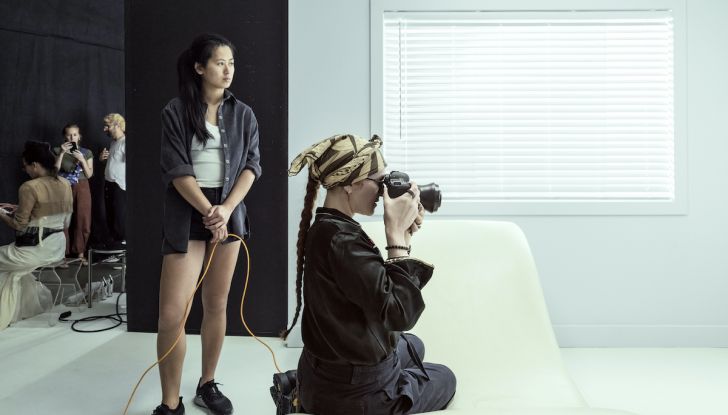 Calendario Pirelli 2023: 28 scatti e 14 modelle - Foto 14 di 39