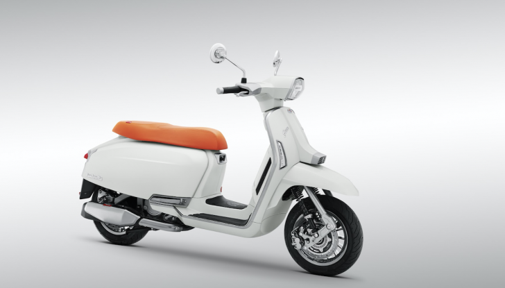 Lambretta festeggia il 75° anniversario a EICMA - Foto 16 di 18