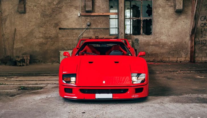 Meglio una Ducati SBK o una McLaren F1 come regalo di Natale? - Foto 39 di 51