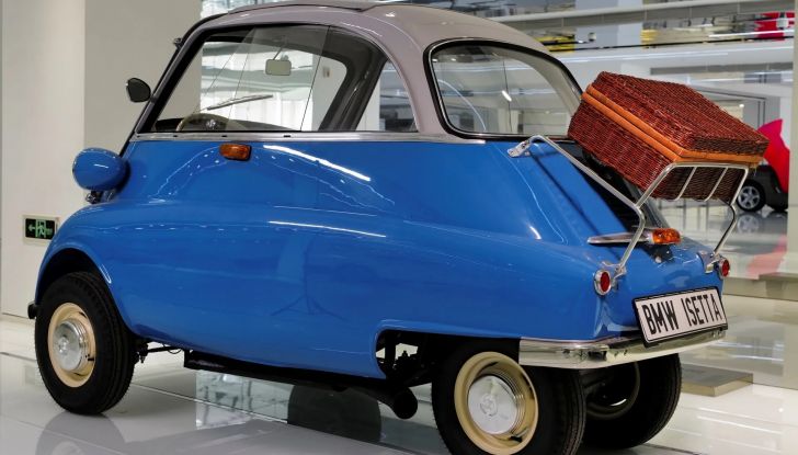 Meglio una Ducati SBK o una McLaren F1 come regalo di Natale? - Foto 50 di 51