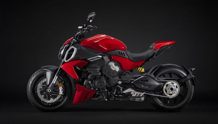 Diavel V4, lo stile Ducati vince nel mondo - Foto 7 di 16