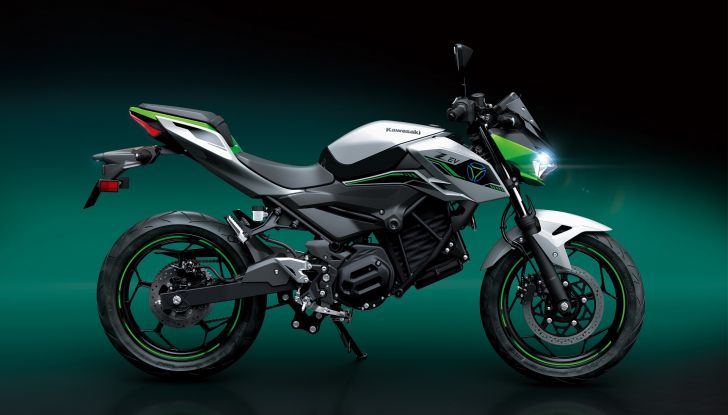 Novità Kawasaki 2023: Ninja elettrica e primo motore a idrogeno! - Foto 9 di 17