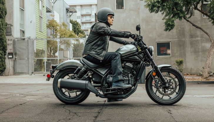 Honda CMX 1100 2023: la Rebel si aggiorna con la versione Touring - Foto 10 di 14