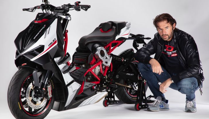Eicma 2022: Italjet presenta il Dragster 500GP, lo scooter ispirato alle SBK - Foto 10 di 18