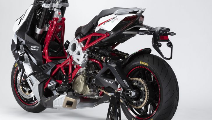 Eicma 2022: Italjet presenta il Dragster 500GP, lo scooter ispirato alle SBK - Foto 12 di 18