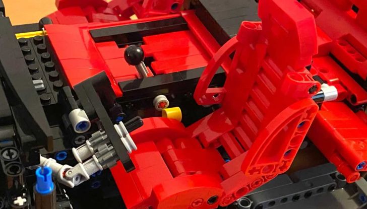 Lancia Delta Futurista: il modellino da 1.000 Euro si costruisce con i LEGO - Foto 12 di 12