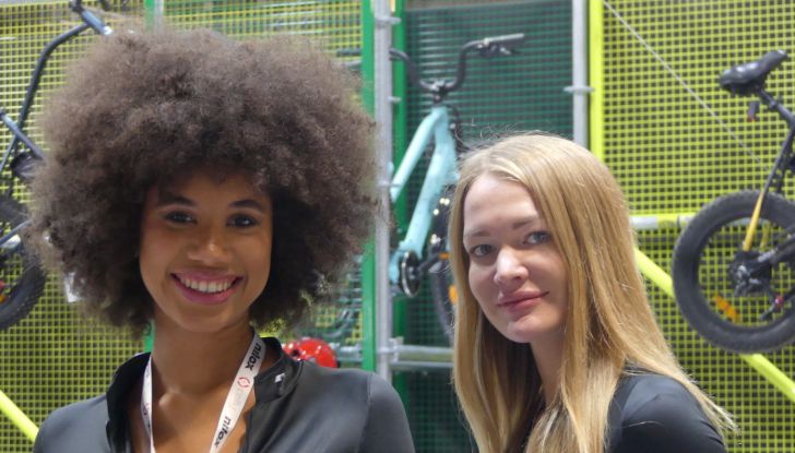 Le più belle ragazze di EICMA 2022 - Foto 3 di 28