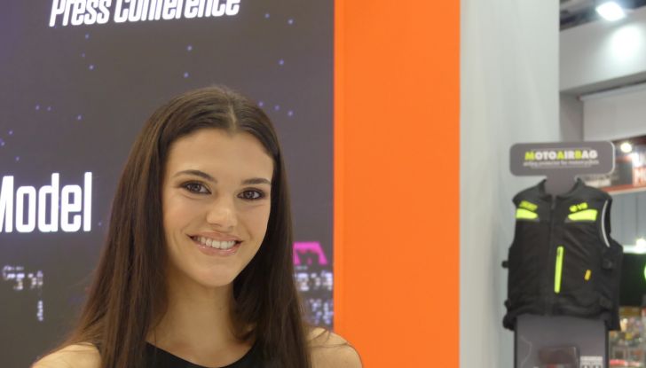 Le più belle ragazze di EICMA 2022 - Foto 26 di 28