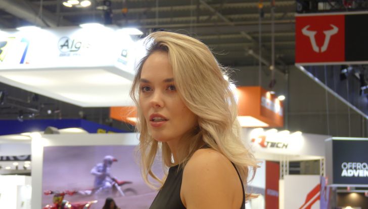 Le più belle ragazze di EICMA 2022 - Foto 23 di 28