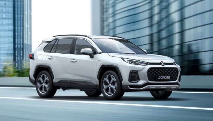Suzuki Across: tutte le novità del MY2023 plug-in hybrid - Foto 1 di 10