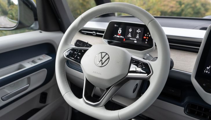 Volkswagen ID. Buzz: la versione a passo lungo debutterà il 2 giugno - Foto 24 di 25