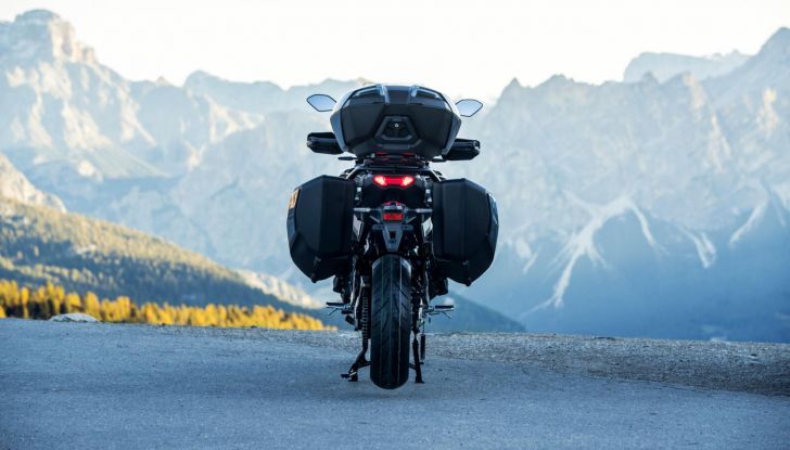 Yamaha Tracer 9 GT+, più confortevole e più tecnologica - Foto 6 di 12
